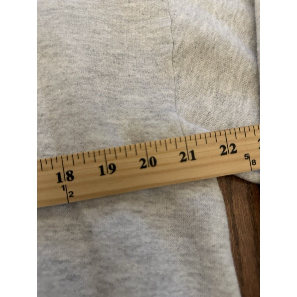 When‎ Life Throws You Scraps Make A Quilt Sweatshirt Mens L Cotton Gray - Picture 2 of 8